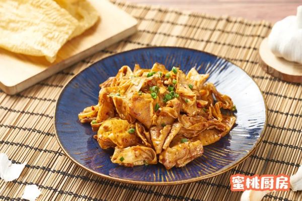 味道绝了!这一盘谁炒都下饭,越吃越过瘾!