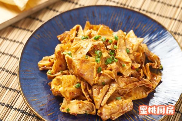 味道绝了!这一盘谁炒都下饭,越吃越过瘾!