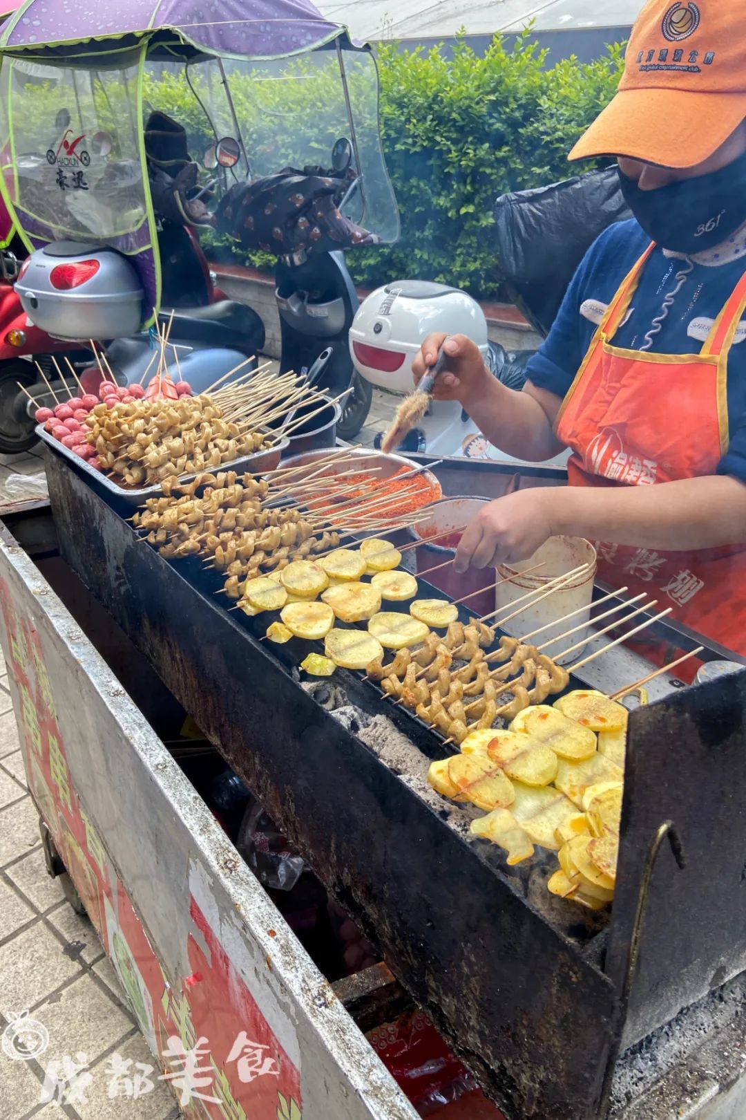 1天吃了9顿饭，高铁2.5h直达的【折耳根小镇】，太香了