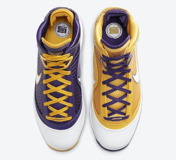 LBJ17 & LBJ7:回到未来,展望过去