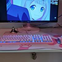生活一定要有仪式感，分享粉色电竞电脑桌子使用体验