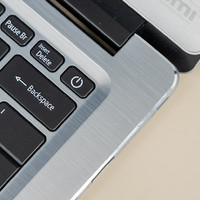 蘑菇玩笔记本 篇二：外观精致性能强，配置丰富重量轻、宏碁(Acer)墨舞EX214轻薄笔记本 深度评测