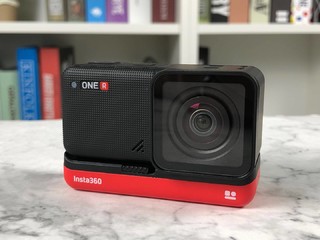 Insta360 ONE R运动相机