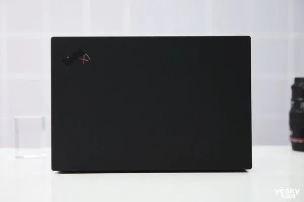 ThinkPad X1 Carbon 2020全面评测：将极致进行到底