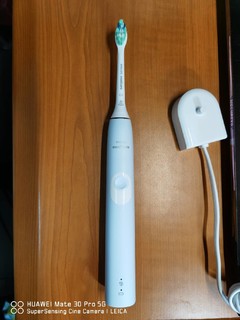 学生的第一支电动牙刷，出乎意料