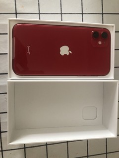 红色iPhone11，128G版