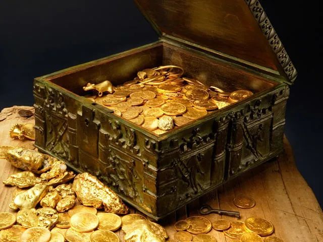 一位美国富豪埋下的百万宝藏，历经十年终于被人挖到了