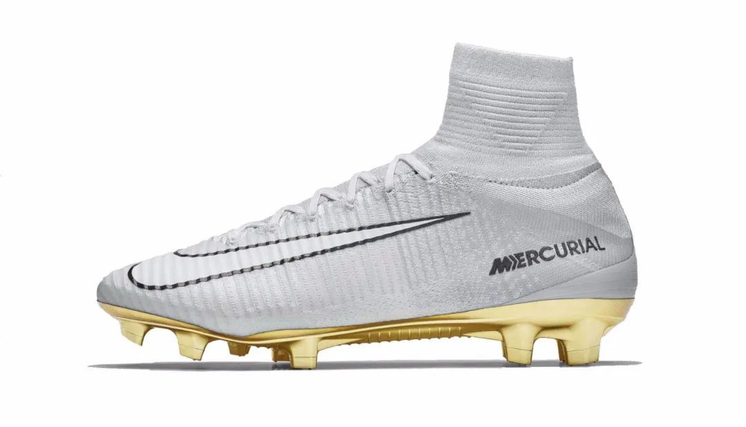 回顾：Nike Mercurial CR7个人专属足球鞋