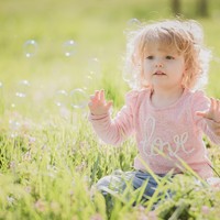 夏天和蚊虫大抗争 这些自用好物让我战无不胜，让宝宝舒适过夏～