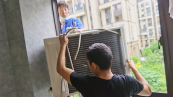 缃装修 篇三：性价比很高的自住三室一厅全屋空调安装——格力空调、松下空调安装过程！