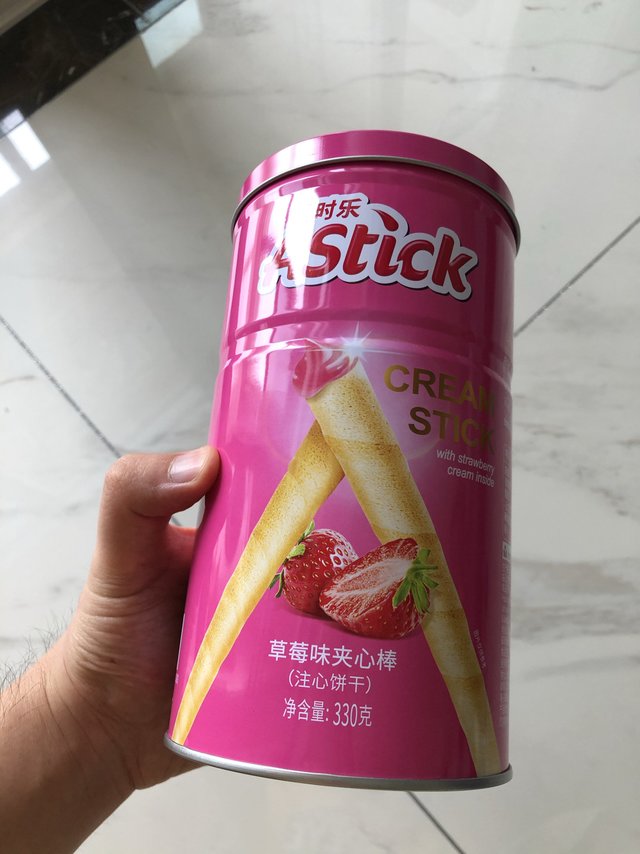 爱时乐草莓味夹心芝士棒