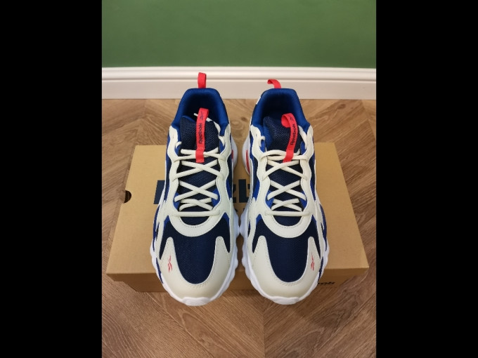 锐步休闲运动鞋怎么样 锐步—dmx流动的气囊_什么值得买