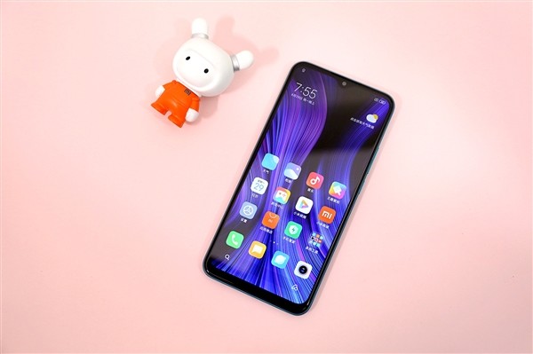 5020mAh大电池仅799元，Redmi 9墨黛青开箱图赏