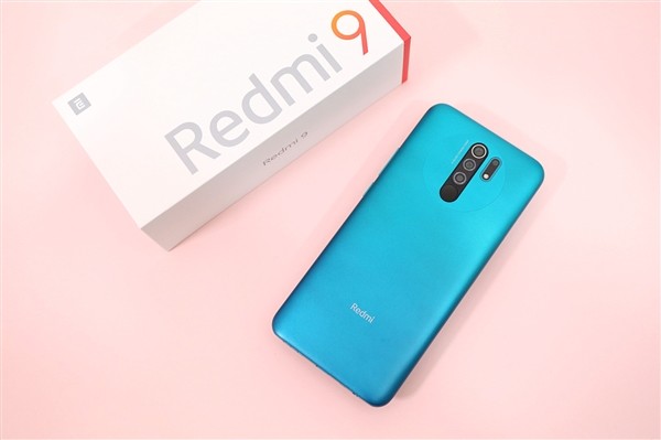 5020mAh大电池仅799元，Redmi 9墨黛青开箱图赏