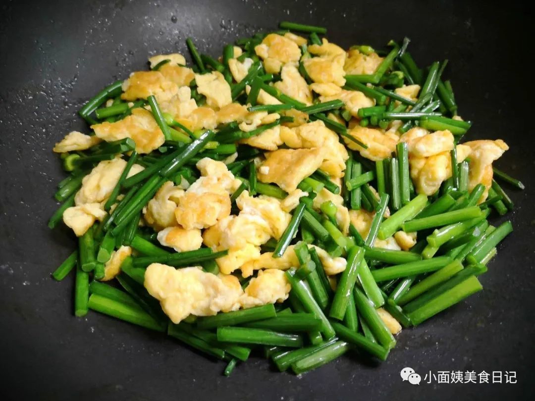 夏天最不该吃韭菜，而是它，清脆鲜嫩，好吃不贵，和鸡蛋是绝搭！