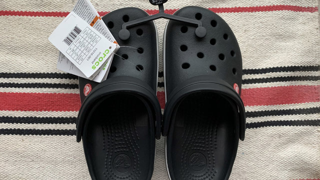 雨季刚需，Crocs洞洞鞋！