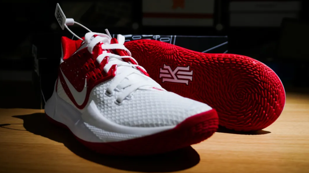 WEN鞋评-实战 | Nike Kyrie Low2凭什么成为市场上最好的后卫实战鞋？