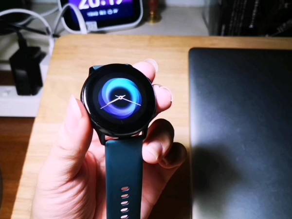 三星watch active一代智能手表