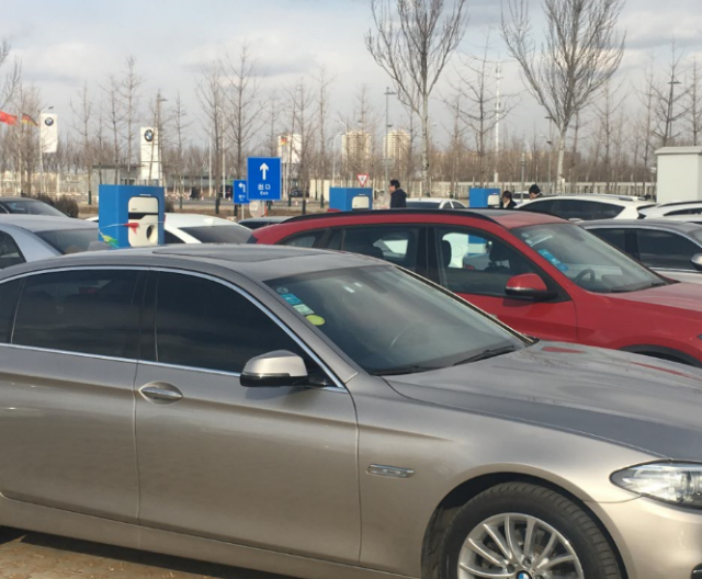 第一次买二手车，新手应该留心哪些事情，需要带老司机去吗？