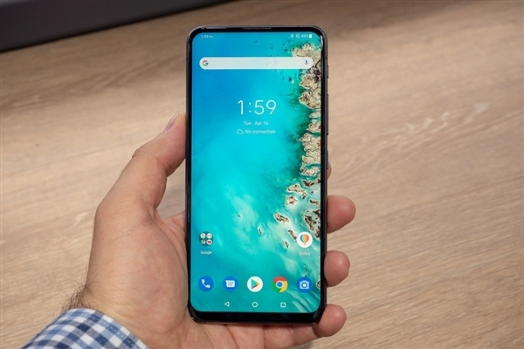 无刘海全面屏翻转镜头华硕zenfone77pro首曝