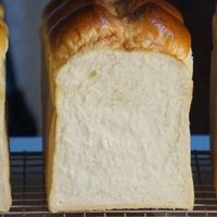 实验室丨用打发黄油、自制黄油、普通黄油，做面包到底有啥不同？
