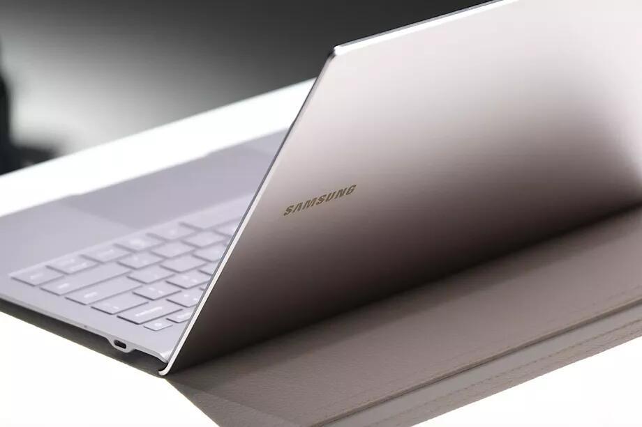 首款 Lakefield 大小核处理器：三星 Galaxy Book S 笔记本新品上市