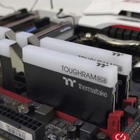 黑苹果也玩高频RGB内存条——曜越TT Toughram RGB 3600开箱简测