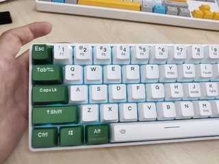 达尔优EK861机械键盘简晒