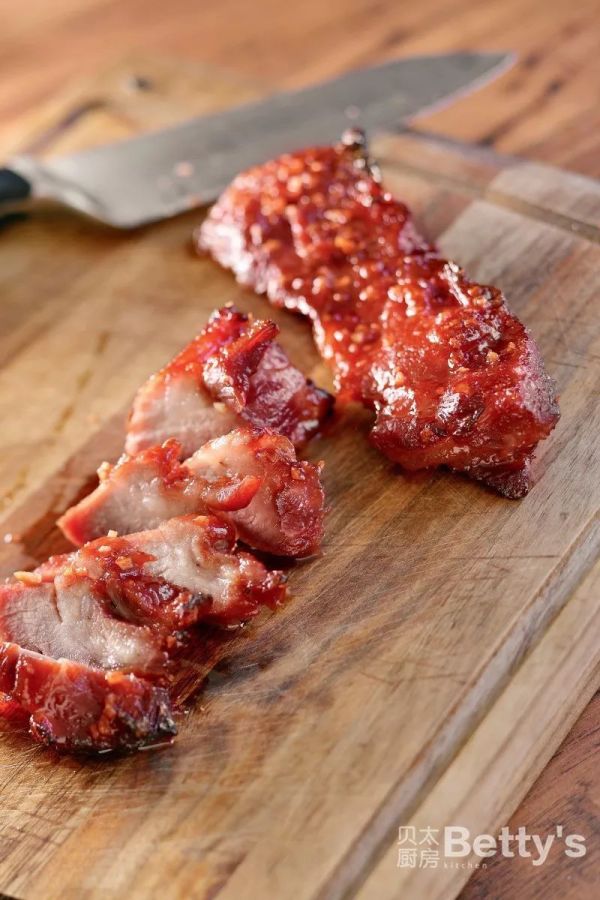 家常烧腊—揭秘诱人烧腊的做法和配料，新手也能轻松上手！