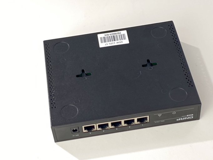 威联通qsw11055t上手