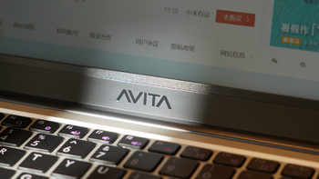 超过14种配色、超窄边设计，这款AVITA LIBER V 14英寸笔记本电脑了解一下