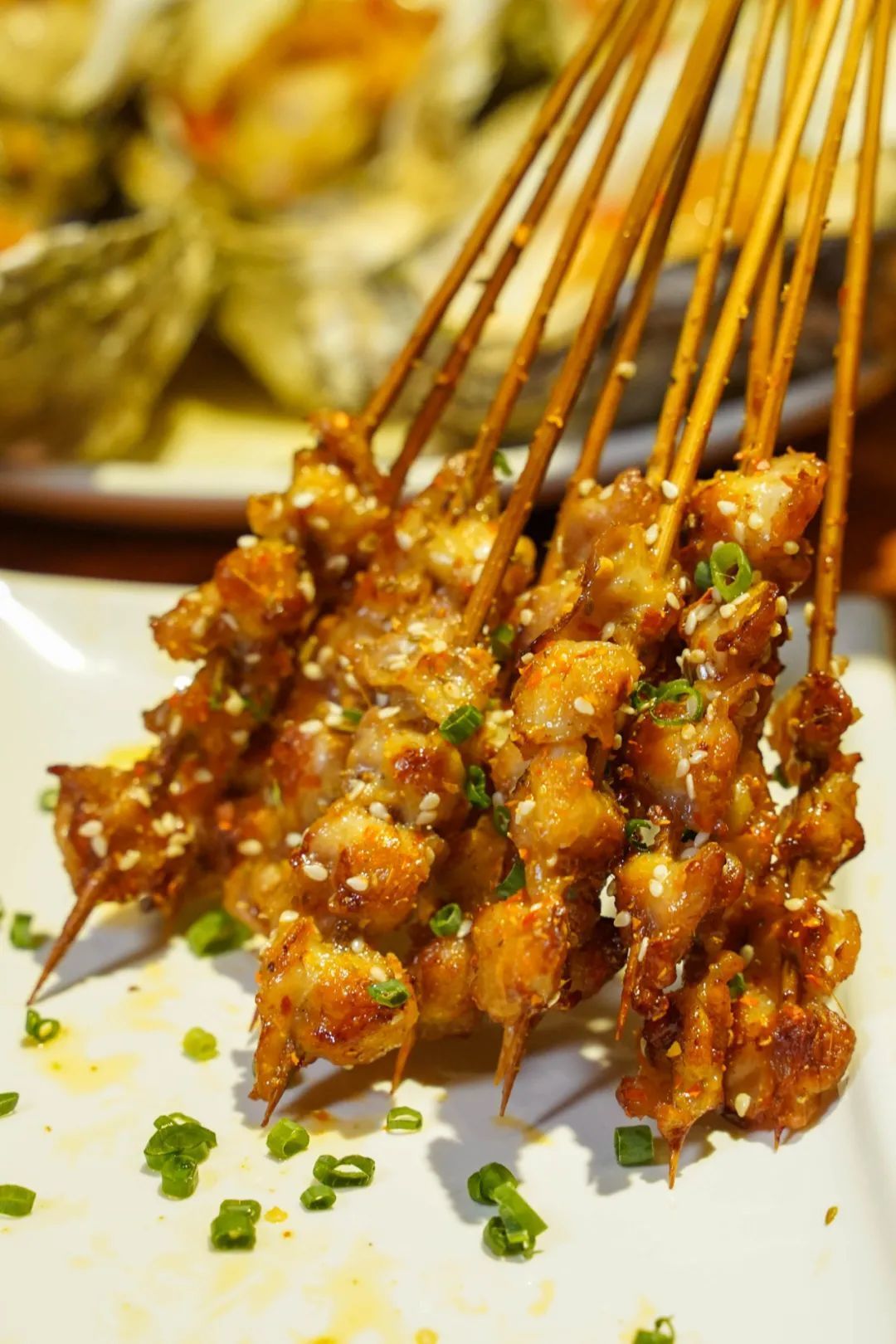 深圳第二名的烧烤也是店里的拿手好戏,推荐:烤掌中宝,烤猪蹄,烤鸡爪和