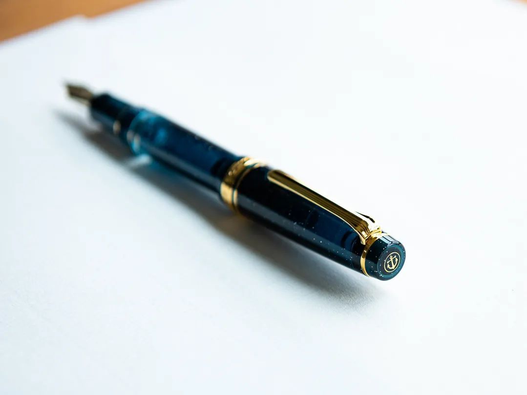 钢笔新草｜百利金终于出新品了！写乐钢笔颜值再创新高？