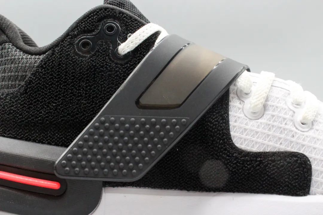 WEN鞋评-开箱 | 全新科技，超大碳板，细节升级！匹克-闪现2代到底能带来多少惊喜？