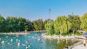 北京亲子游打卡 篇五：北京夏天避暑玩水必去露天泳池|物美价廉 