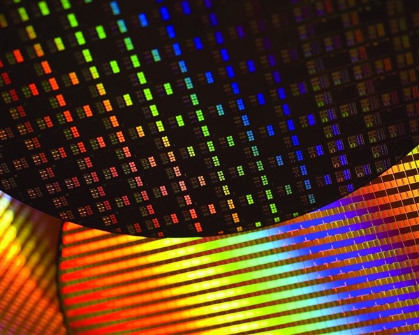 台积电5nm EUV已在量产、麒麟9000、骁龙875、苹果A14和天玑2000等将采用