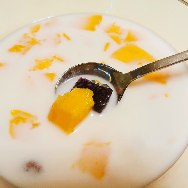 十块钱承包你一整个夏天！这个火辣辣的天来碗冰冰凉芋圆烧仙草好嘛~