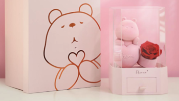 七夕新品上线，玫瑰小熊项链永生花盒，你的女友会喜欢吗？