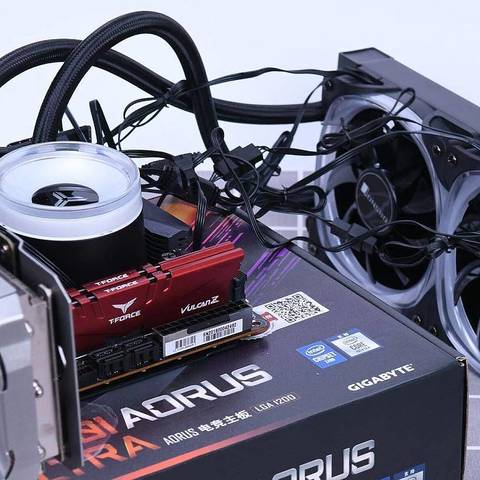 轻松征服i9 10900K！技嘉Z490I AORUS ULTRA解析