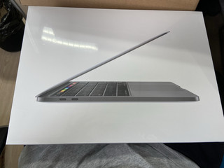 MBP 13寸 2020款开箱纪念