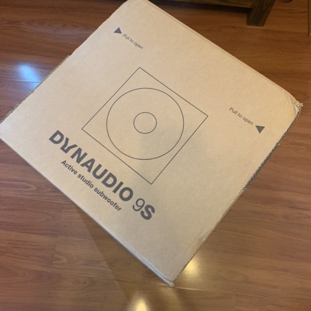 丹拿低音炮9S使用体验—兼论有源监听音响系统