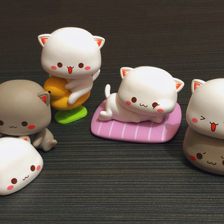 再踩二蛋(弹),又遇蜜桃猫