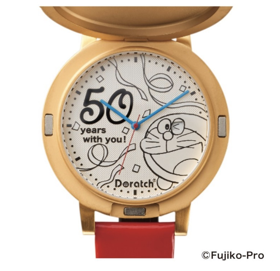 FUTURE FUNK x《多啦 A 梦》50 周年纪念限定腕表，“翻盖”是生命市场价为 24000 日元（不含税，约rmb1550元）