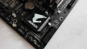 一块供电可靠的主板：技嘉B550M AORUS PRO小雕