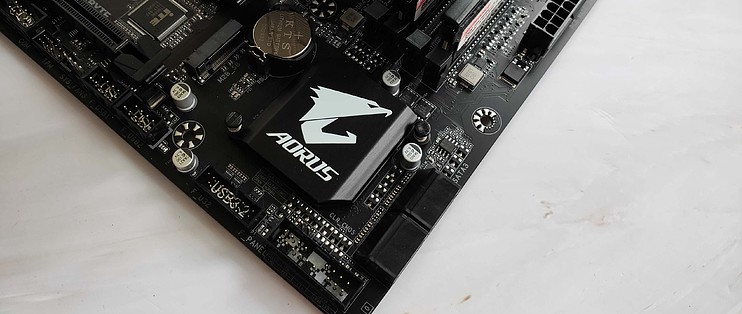 一块供电可靠的主板 技嘉b550m Aorus Pro小雕 主板 什么值得买