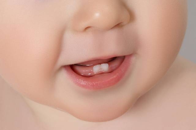 牙医爸爸亲测有效的宝宝护牙攻略（最全补充版）科普、误区、治疗、习惯通通包含