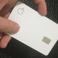 Apple card开箱：一张印有三个logo的刮痧板