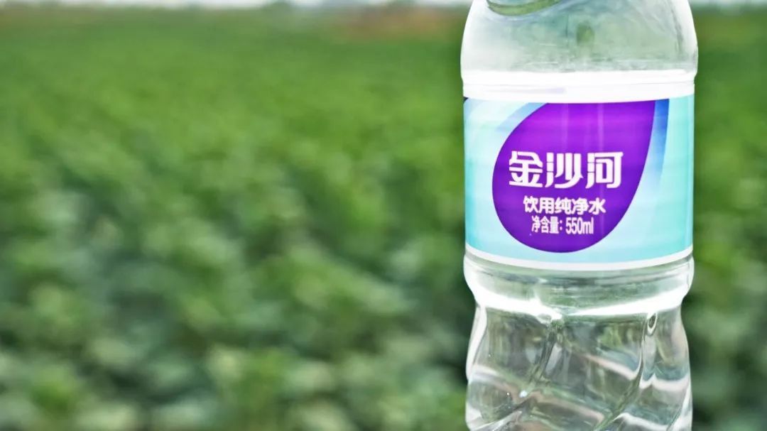 金沙河低至5元24瓶的纯净水动了谁的奶酪挂面大佬vs方便面大佬