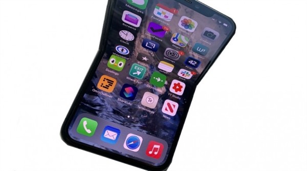 苹果正打造折叠iPhone，屏幕会自动修复划痕和凹陷
