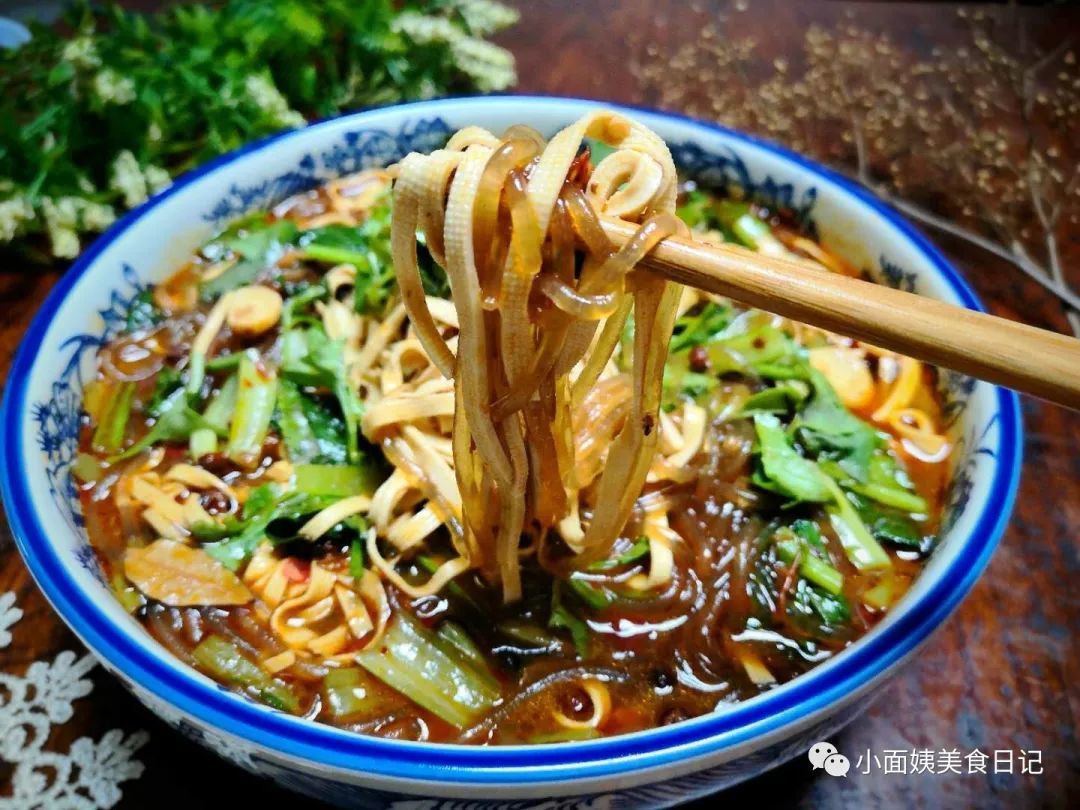 豆腐皮和粉条，秋天这样吃实在太香了，可以配饭吃，还能当主食！